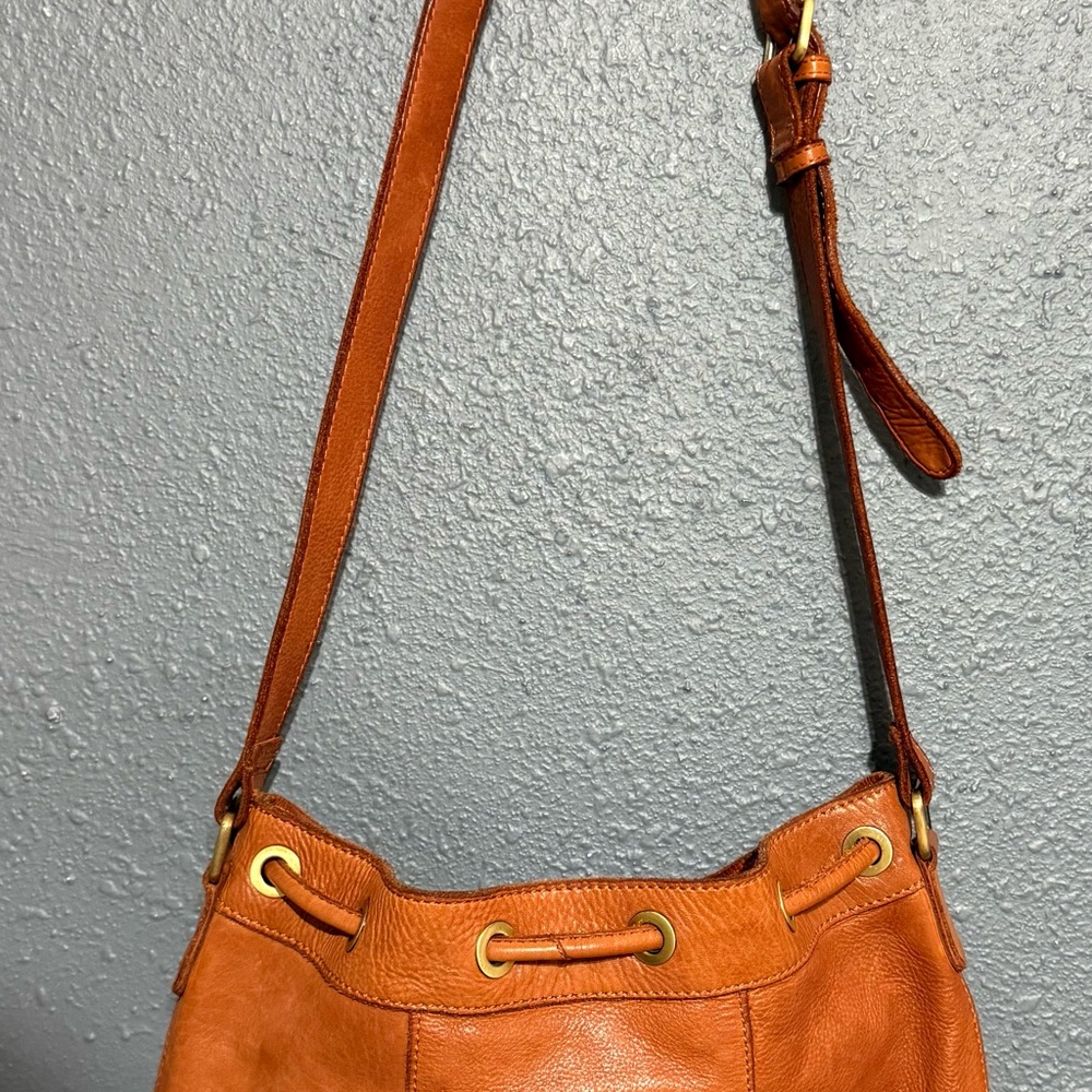MARTA PONTI Tan Leather Crossbody Bag with Stud Details - Picture 3 of 8